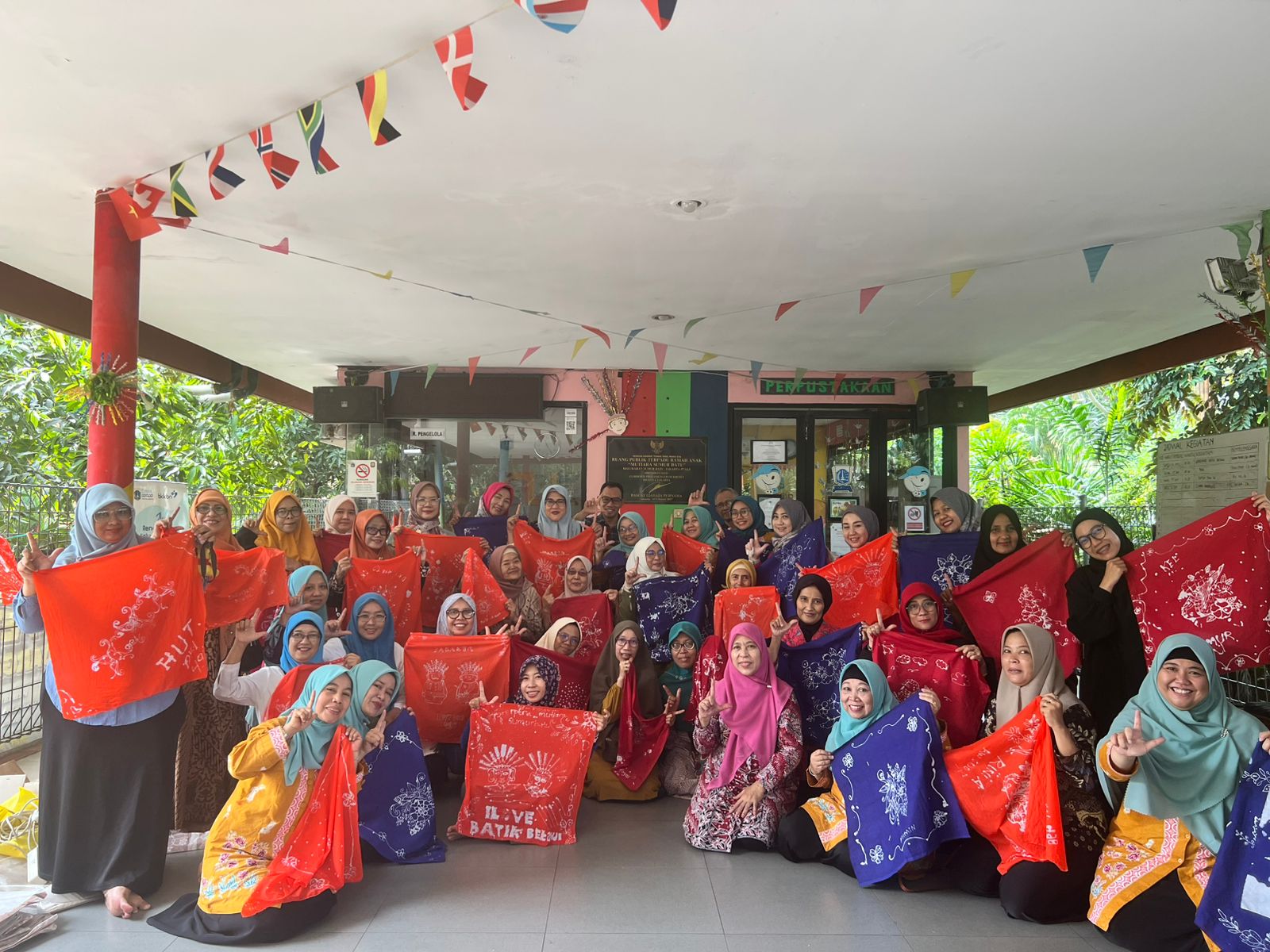 Dongeng Dan Aktivitas Literasi "Dongeng Inspiratif, Kembang Goyang Kreatif" Di RPTRA Rawa Indah Ceria Bersama Komunitas Fun Garden Literacy Dalam Rangkaian Peringatan HUT Ke-498 Kota Jakarta